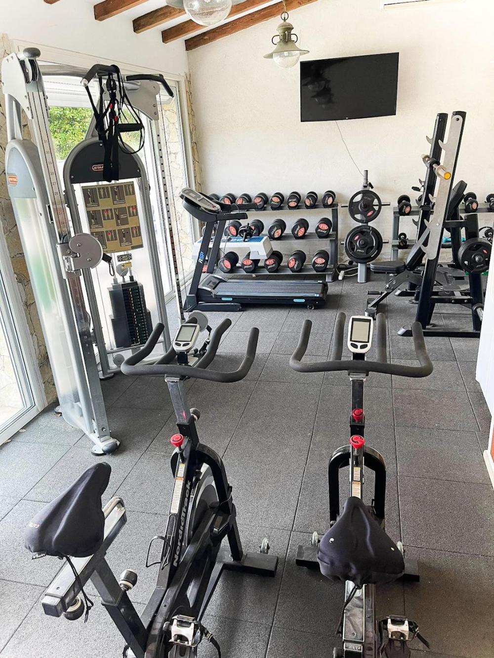 Belle Villa Avec Jardin Piscine Et Salle De Sport Montauroux Extérieur photo